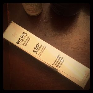 🌟 it 🌟 BYE BYE FOUNDATION